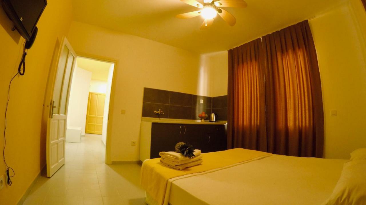 Flamingo Beach & Suite Mahmutlar Exterior photo
